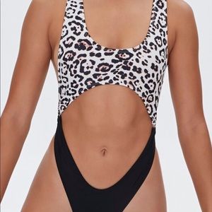 Leopard print cutout monokini swimsuit